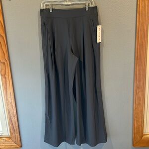 Athleta Brooklyn Heights High Rise Pleated Wide Leg Pant, Size 10, Graphite Blue